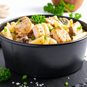 Pâtes au poulet et aux champignons Sauce à la crème